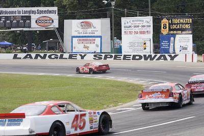 کرون پلازا هامپتون مارینا