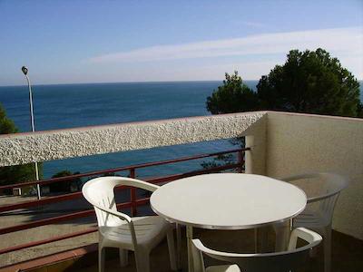 اپارتامنتز لز انجلز ای ی ایی