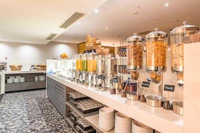 دیستینکشن چریسچورچ هتل