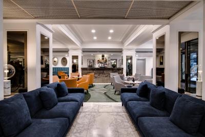 د ساوی هتل اُن لیتل کلینز