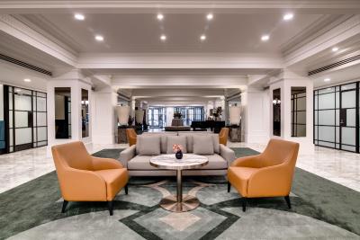 د ساوی هتل اُن لیتل کلینز