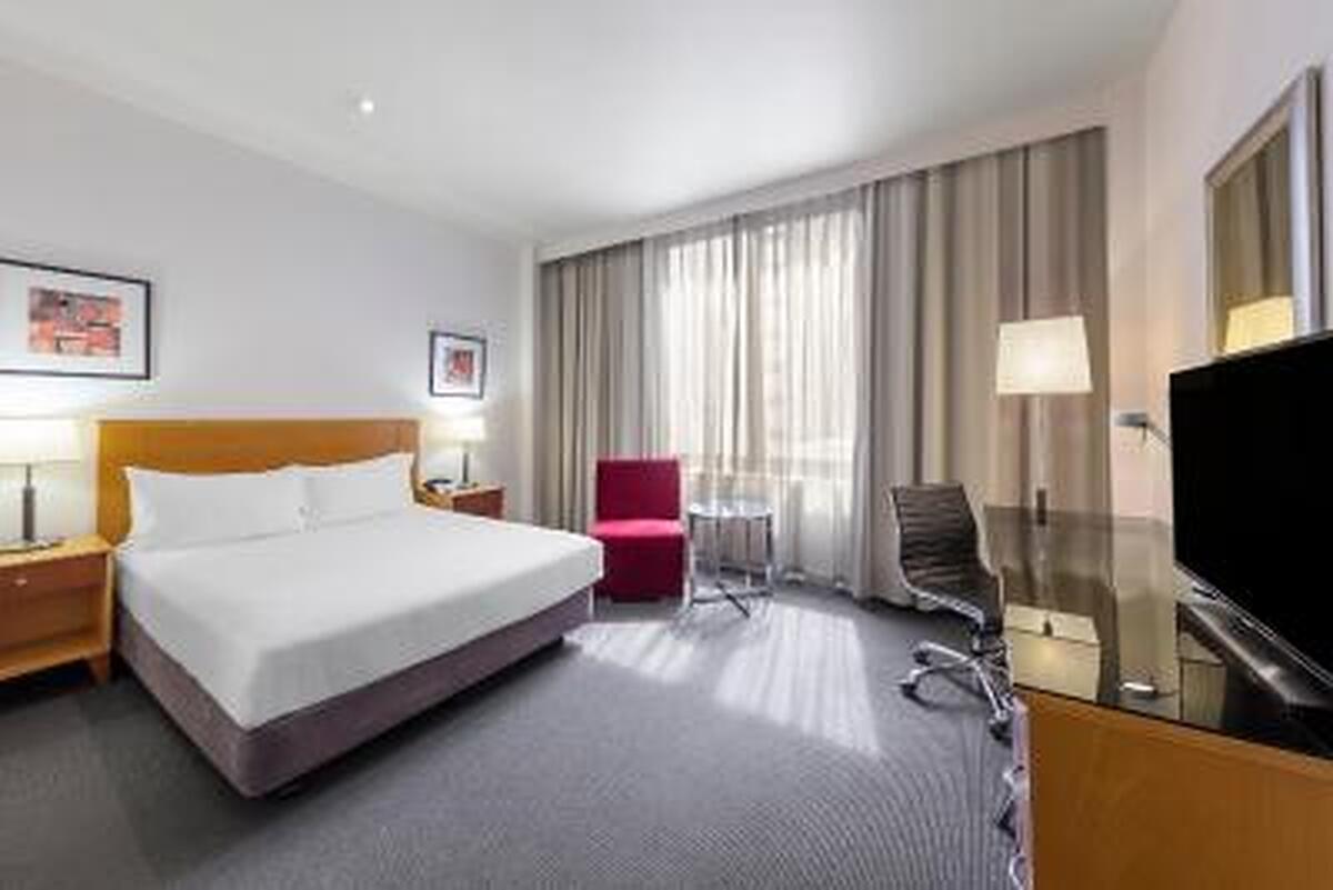Radisson On Flagstaff Gardens