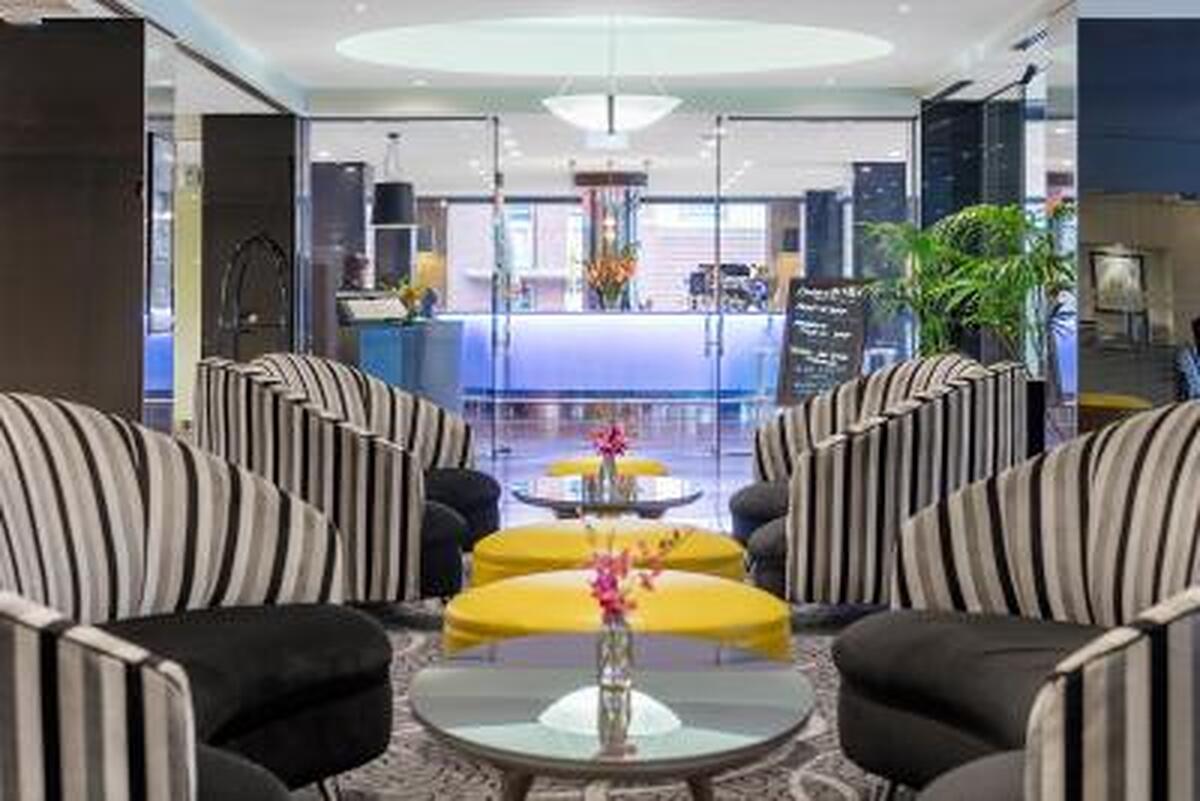 Radisson On Flagstaff Gardens