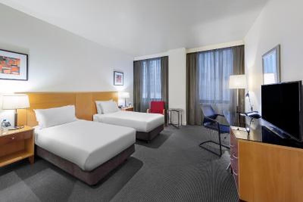 Radisson On Flagstaff Gardens