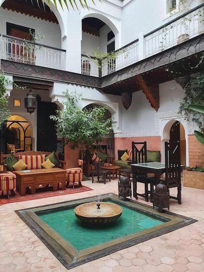 ریاد ساراه سابرینا