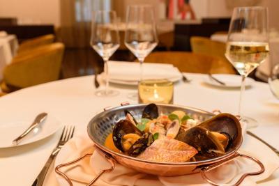 اورستارز موسوم