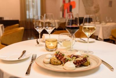 اورستارز موسوم