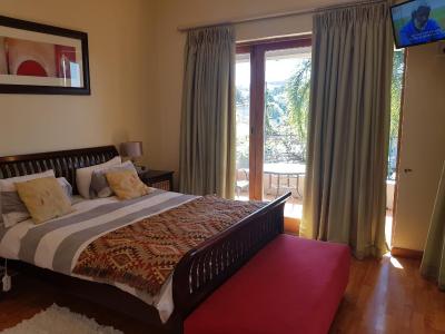 می کاسا سو کاسا بوتیک اکسمدیشن