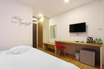 دی واری اکسپرس پولا سیلوم