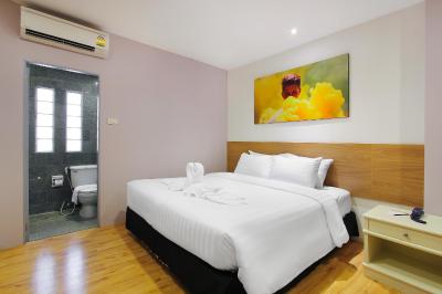 دی واری اکسپرس پولا سیلوم