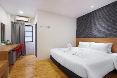 دی واری اکسپرس پولا سیلوم