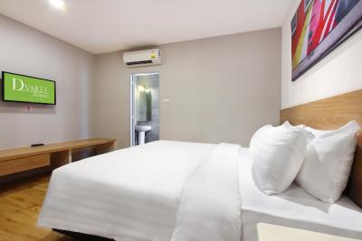 دی واری اکسپرس پولا سیلوم