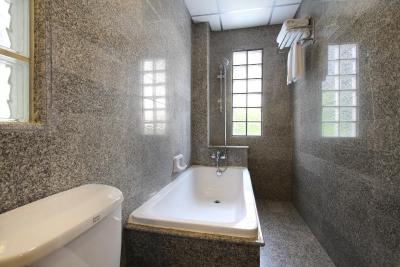 دی واری اکسپرس پولا سیلوم