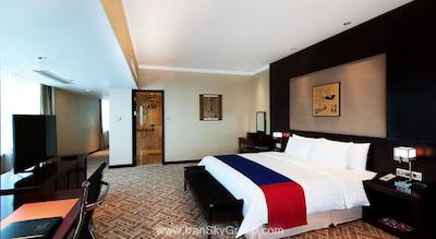 کراون پلازا پودونگ شانگهای