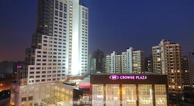 کراون پلازا پودونگ شانگهای