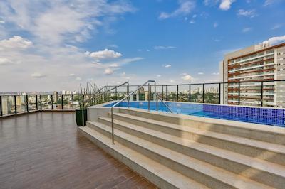 هلید این گویانیا