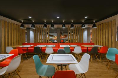 آیبیس مسکو اکتیابرسکوی پل هتل