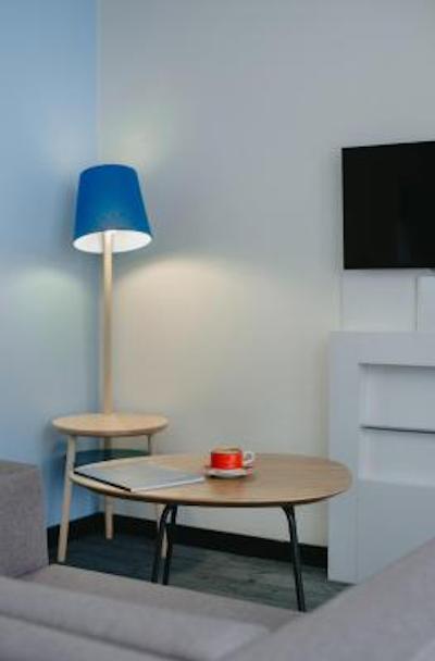 آیبیس مسکو اکتیابرسکوی پل هتل