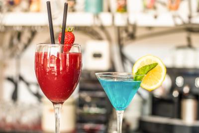 آیبیس مسکو اکتیابرسکوی پل هتل