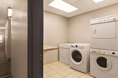 کونتری این اند سویتز بای رادیسن ویلمار من