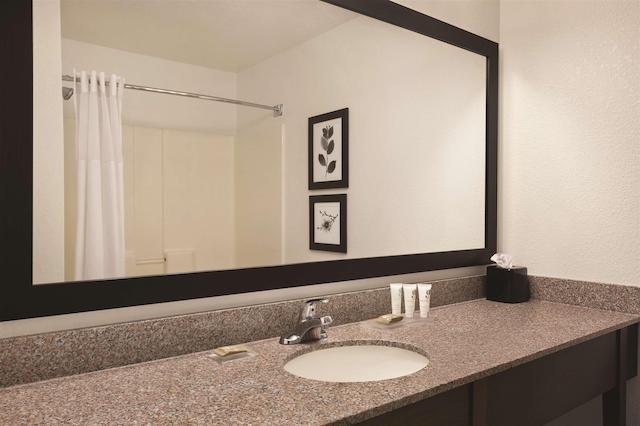 کونتری این اند سویتز بای رادیسن ویلمار من