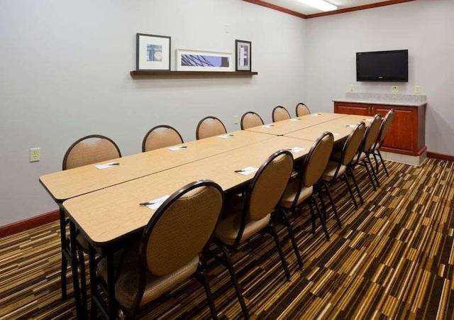 کونتری این اند سویتز بای رادیسن ویلمار من