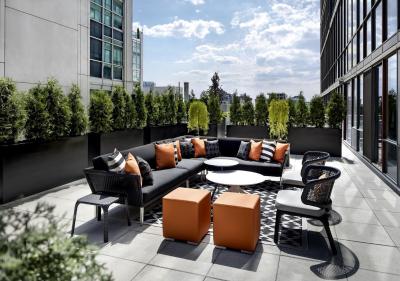 بیشا هتل ترنتو