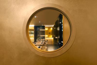 بیشا هتل ترنتو