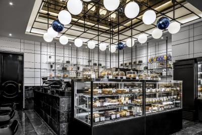 بیشا هتل ترنتو