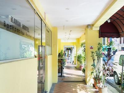 اسنوز این @دونلپ استریت