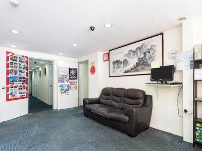 اسنوز این @دونلپ استریت