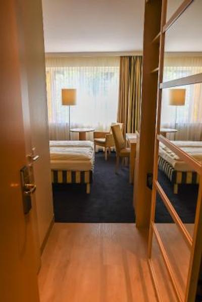 رلکسا هتل راتینجن سیتی