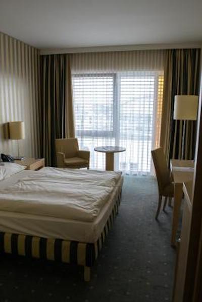 رلکسا هتل راتینجن سیتی