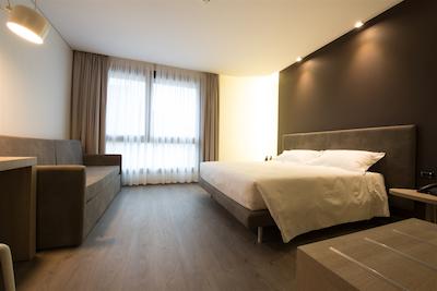 هتل فوری ل مورا