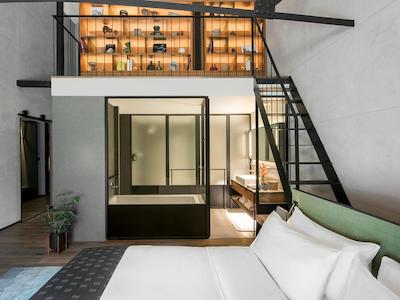 د وارهاوس هتل