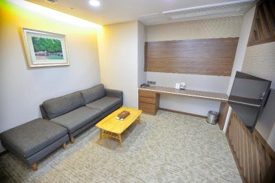 رسنز دنگدامون هتل