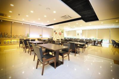 رسنز دنگدامون هتل