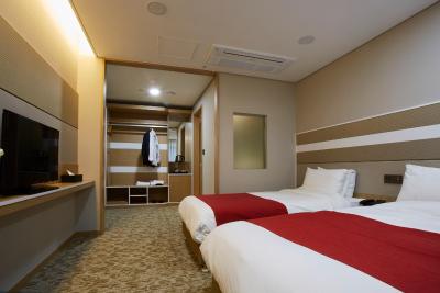 رسنز دنگدامون هتل