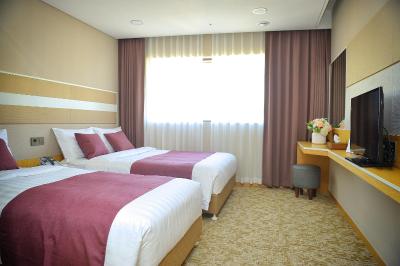 رسنز دنگدامون هتل