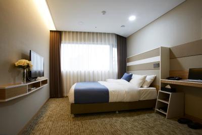 رسنز دنگدامون هتل