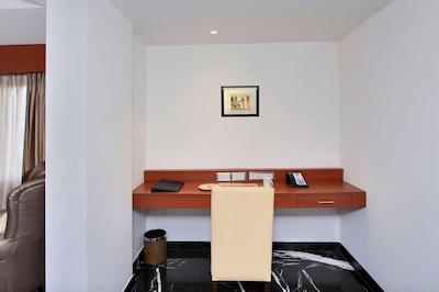 کمفرت این اینسیز