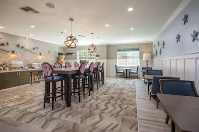 بست وسترن پلاس کامرنز این