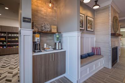 بست وسترن پلاس کامرنز این