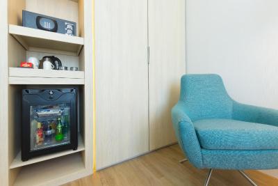 نه منتری لا ف