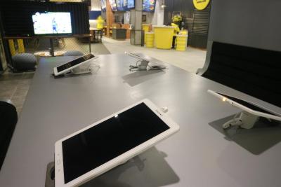 یلو مانگارای جاکارتا