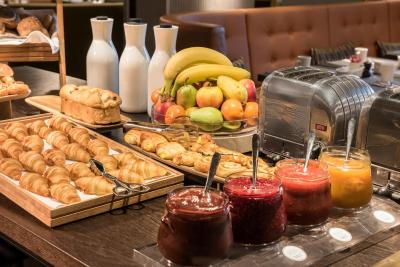 ادینا اپارتمنت هتل هامبورگ اسپیچرستادت