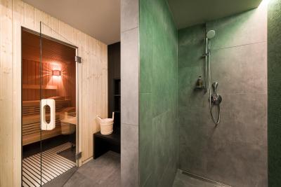 ادینا اپارتمنت هتل هامبورگ اسپیچرستادت