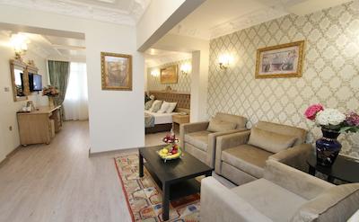 اپل تری هتل