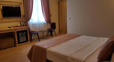 اپل تری هتل