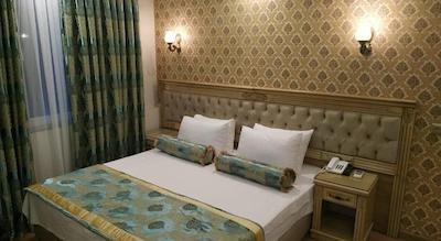 اپل تری هتل